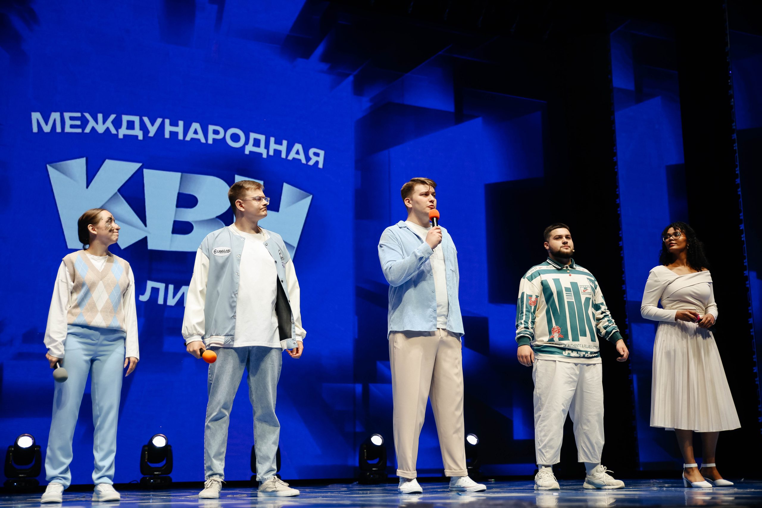 КОМАНДА КВН ИЗ ВОРОНЕЖА СЫГРАЛА В 1/4 ТЕЛЕВИЗИОННОГО КВН!