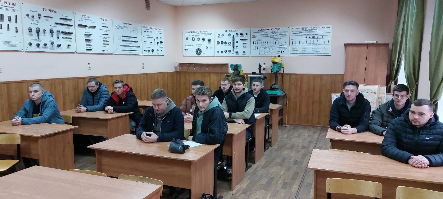 СТРАТ ОБУЧЕНИЯ УЧАСТНИКОВ СТУДЕНЧЕСКИХ ОТРЯДОВ ПО ПРОГРАММЕ ПРОФЕССИОНАЛЬНОГО ОБУЧЕНИЯ «СЛЕСАРЬ МЕХАНОСБОРОЧНЫХ РАБОТ»