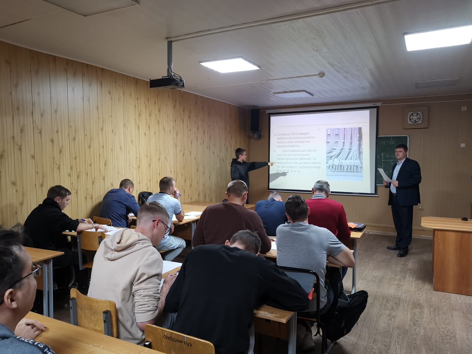 СТРАТ ОБУЧЕНИЯ УЧАСТНИКОВ СТУДЕНЧЕСКИХ ОТРЯДОВ ПО ПРОГРАММЕ ПРОФЕССИОНАЛЬНОГО ОБУЧЕНИЯ «ЭЛЕКТРОМОНТАЖНИК ПО КАБЕЛЬНЫМ СЕТЯМ 3-ГО РАЗРЯДА»