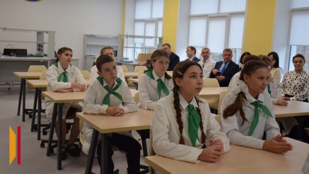 В ВЕРХНЕМАМОНСКОМ ЛИЦЕЕ ОТКРЫЛИ АГРОКЛАСС