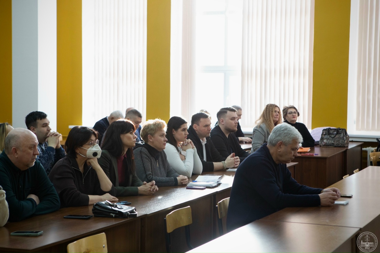 ВГАУ ПРОДОЛЖАЕТ СЕРИЮ СТРАТЕГИЧЕСКИХ ВСТРЕЧ: СЕГОДНЯ — С ФАКУЛЬТЕТОМ ЗЕМЛЕУСТРОЙСТВА И КАДАСТРОВ