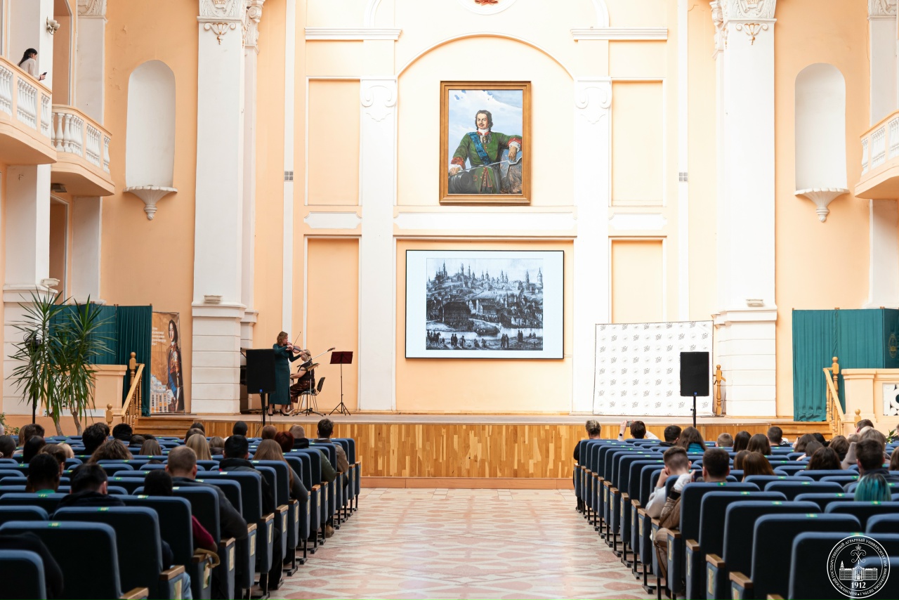 МУЗЫКАЛЬНО-ЛИТЕРАТУРНАЯ КОМПОЗИЦИЯ «ПРИНОШЕНИЕ СВЯТИТЕЛЮ ТИХОНУ ЗАДОНСКОМУ»