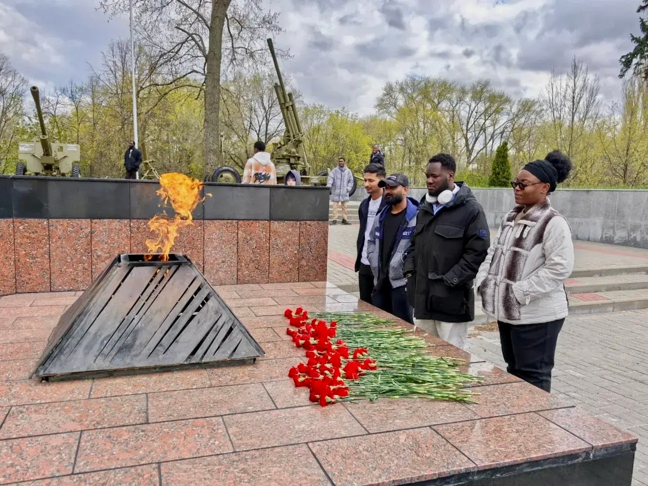 ПАМЯТЬ, ОБЪЕДИНЯЮЩАЯ ПОКОЛЕНИЯ