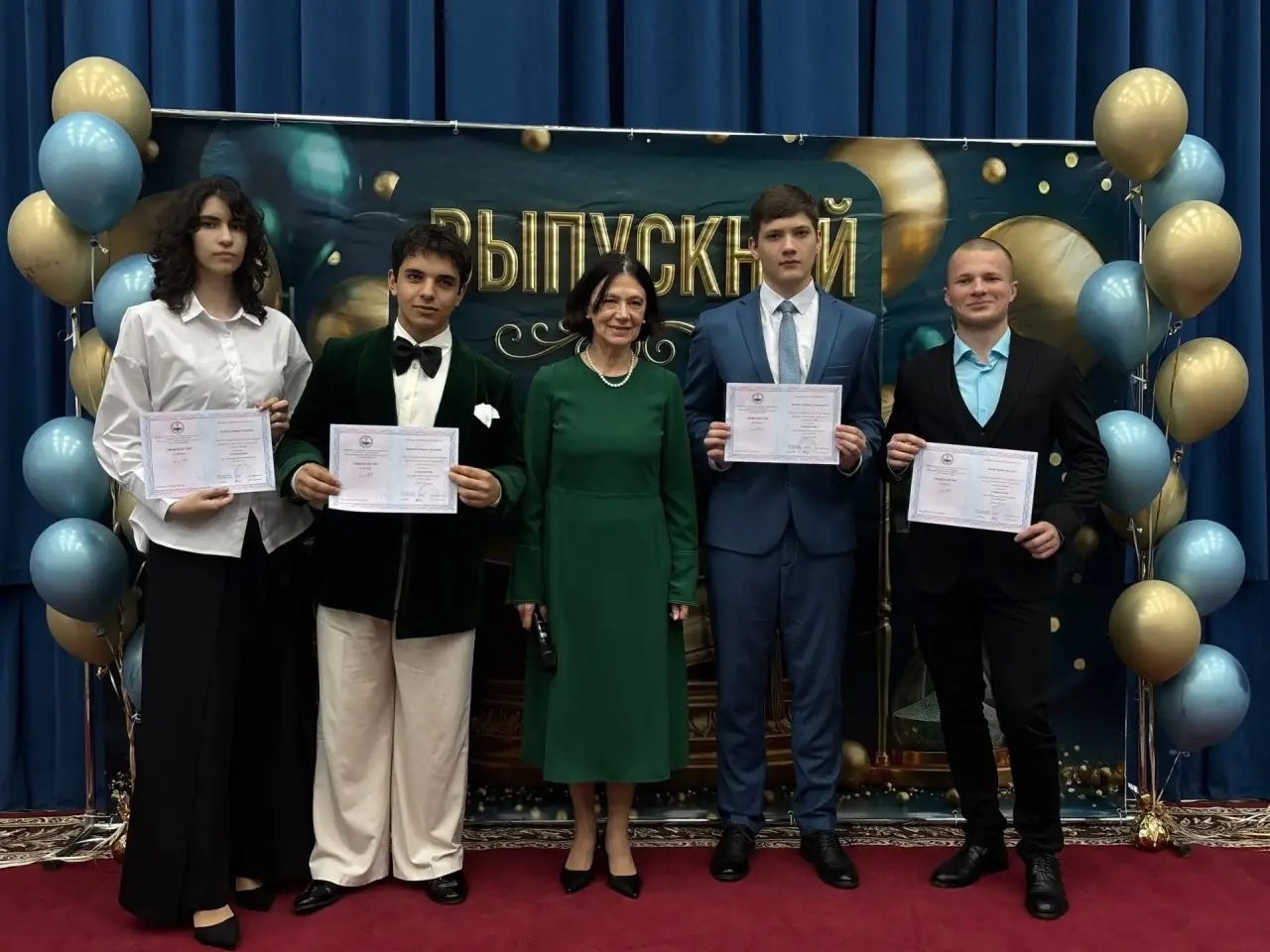 ВГАУ ПОЗДРАВИЛ ВЫПУСКНИКОВ НОВОУСМАНСКОЙ ШКОЛЫ С ОКОНЧАНИЕМ ОБУЧЕНИЯ