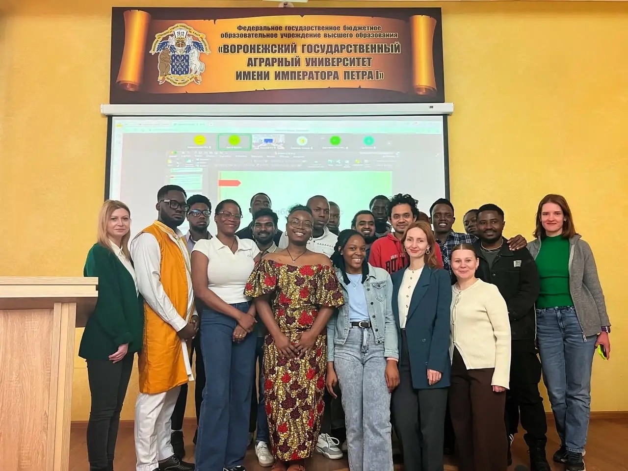 РУССКИЙ ЯЗЫК — ПУТЬ К УСПЕХУ: СТУДЕНТЫ ВГАУ ПРИНЯЛИ УЧАСТИЕ В МЕЖДУНАРОДНОЙ КОНФЕРЕНЦИИ