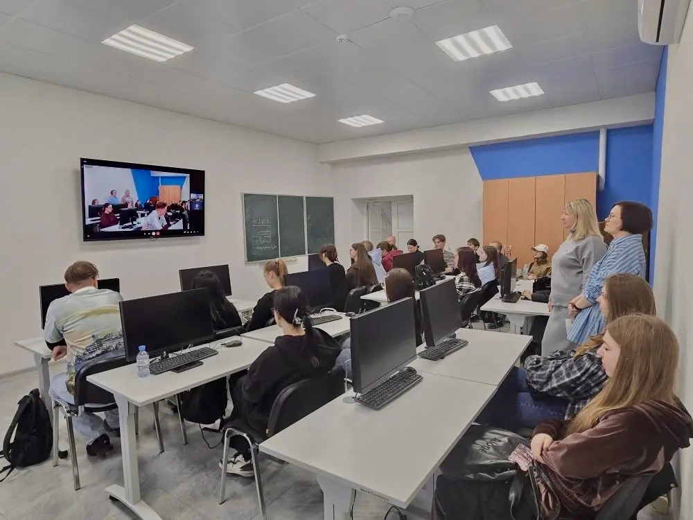 ЛЕКЦИИ ПРЕПОДАВАТЕЛЕЙ ПАРТНЕРСКОГО УНИВЕРСИТЕТА БЕЛАРУСИ