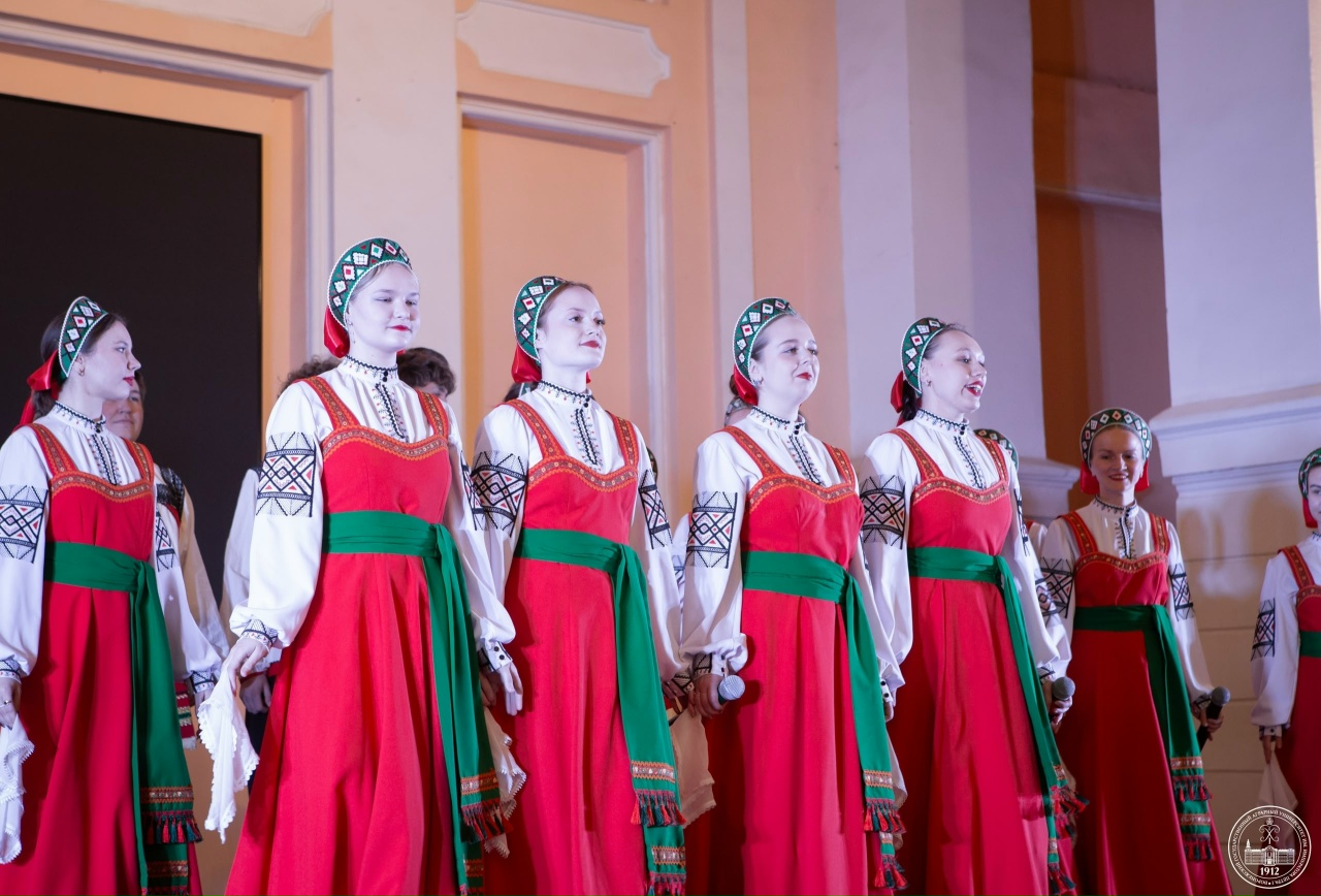 «ЧЕРНОЗЁМОЧКА» ВЗЯЛА I МЕСТО НА ВСЕРОССИЙСКОМ КОНКУРСЕ «БИТВА ХОРОВ: ZA ПОБЕДУ»